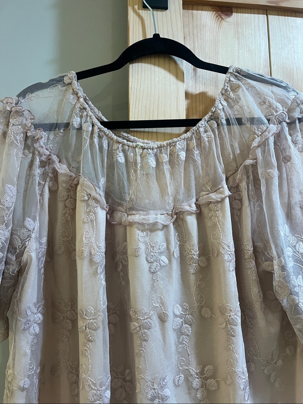 Cato Blush Sheer Embroidered lace Peasant Blouse size x large - Picture 6 of 9
